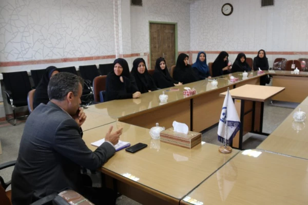 بازدید از پردیس فاطمه الزهرا (س) در اولین روز کاری مدیر جدید امور پردیس های استان یزد
 7