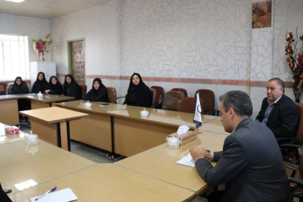 بازدید از پردیس فاطمه الزهرا (س) در اولین روز کاری مدیر جدید امور پردیس های استان یزد
 8