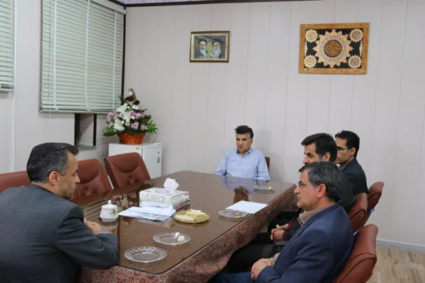 دیدار رئیس هیئت حسابرسی و کارشناسان دیوان محاسبات با مدیر پردیس های استان یزد
 4