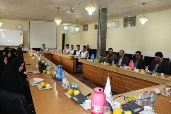 سی و نهمین جلسه شورای فرهنگی و اجتماعی دانشگاه فرهنگیان استان یزد با حضور مسئولین هلال احمر کشوری و استانی 6