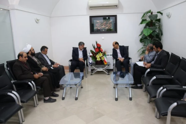 دیدار مدیر استانی دانشگاه فرهنگیان یزد با نماینده محترم یزد و اشکذر در مجلس شورای اسلامی 3