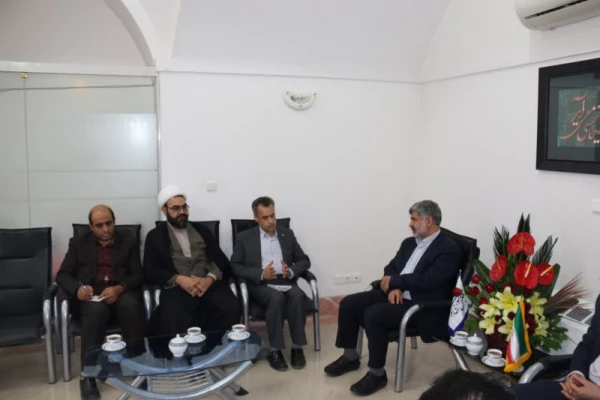 دیدار مدیر استانی دانشگاه فرهنگیان یزد با نماینده محترم یزد و اشکذر در مجلس شورای اسلامی 4