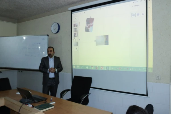 به مناسبت هفته پژوهش و فناوری در دانشگاه فرهنگیان یزد برگزار شد:

کارگاه آموزشی ارائه حرفه ای با نرم افزار prezi 5