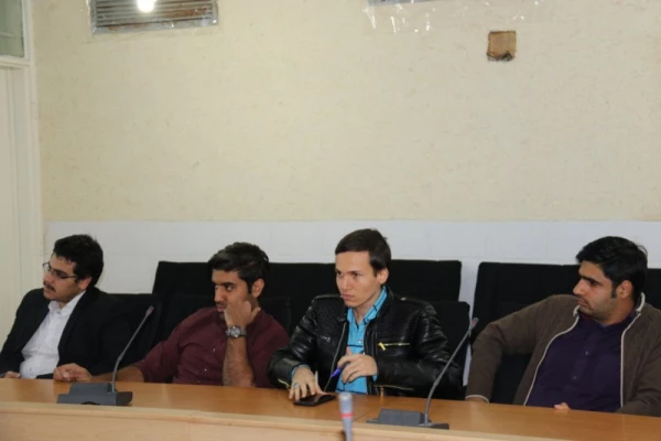 در راستای برگزاری هفته پژوهش و فناوری، تشکیل شد:

نشست علمی – تخصصی با عنوان « هوش سازمانی: استلزام تربیت معلم هوشمند در هزاره سوم» 4