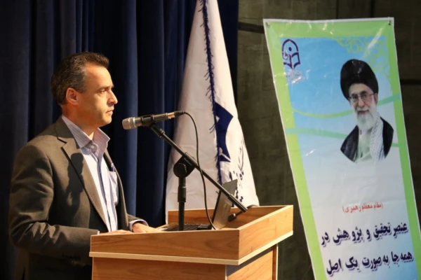 برگزاری مراسم هفته پژوهش و فناوری در دانشگاه فرهنگیان یزد
 4