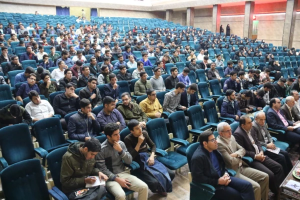 برگزاری مراسم هفته پژوهش و فناوری در دانشگاه فرهنگیان یزد
 8