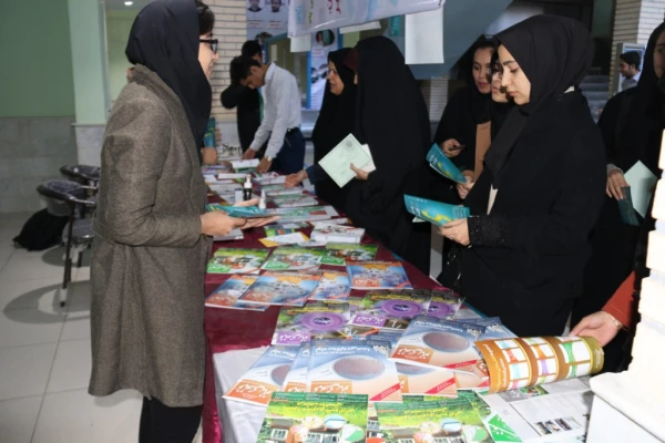 برگزاری مراسم هفته پژوهش و فناوری در دانشگاه فرهنگیان یزد
 13