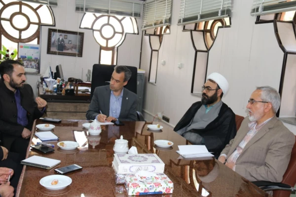 دیدار صدیقی، مسئول بسیج دانشجویی دانشگاه فرهنگیان کشور با سرپرست دانشگاه فرهنگیان یزد
 6