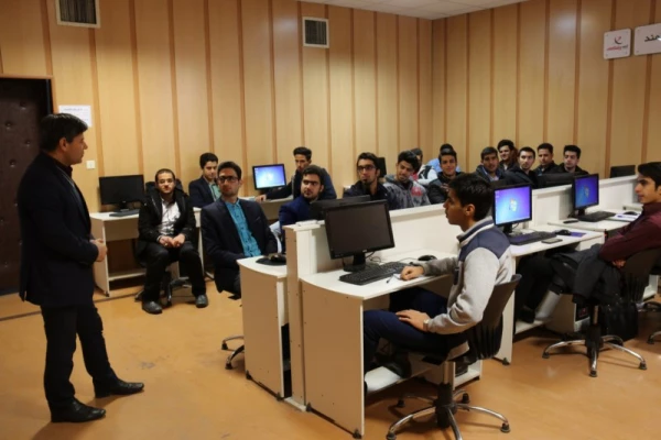 ه مناسبت هفته پژوهش و فناوری، در دانشگاه فرهنگیان یزد برگزار شد:

کارگاه آموزشی « عصرفناوری اینترنت اشیاء، آشنایی با شبکه های حسگر بی سیم و رزبری پای»
 3