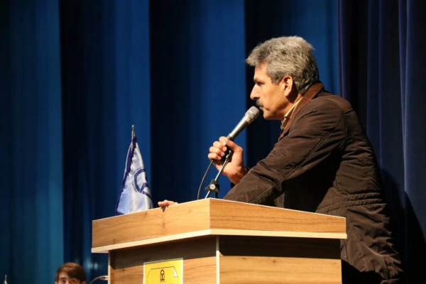 با حضور دکتر صادق زیباکلام و متین منتظمی برگزار شد:
جلسه مناظره با عنوان چالش ها و فرصت های جمهوری اسلامی در دانشگاه فرهنگیان یزد
 6