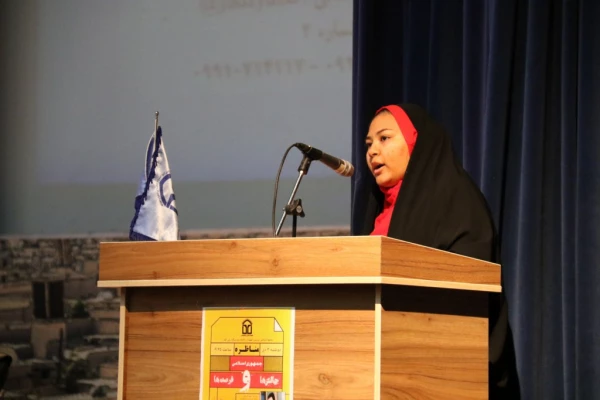 با حضور دکتر صادق زیباکلام و متین منتظمی برگزار شد:
جلسه مناظره با عنوان چالش ها و فرصت های جمهوری اسلامی در دانشگاه فرهنگیان یزد
 7