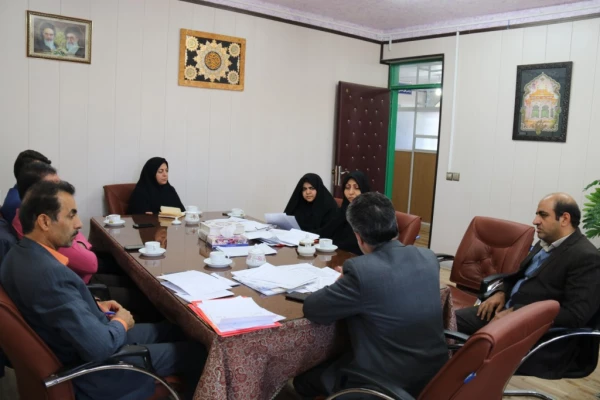 جلسه سرپرست دانشگاه فرهنگیان استان یزد با معاونان و کارشناسان حوزه دانشجویی پردیس های استان
 4