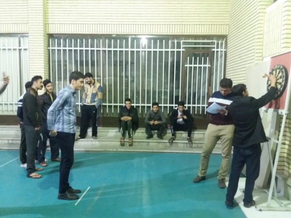 برگزاری مسابقات دارت در پردیس شهیدان پاک نژاد یزد 
 7