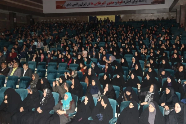 دانشگاه فرهنگیان یزد برگزار کرد:

مراسم نکوداشت یکصدمین سال تاسیس تربیت معلم در ایران و هشتادمین سالگرد تاسیس آن در استان یزد 
 7