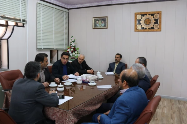 دومین جلسه شورای نظارت و ارزیابی مدیریت استانی یزد در سال تحصیلی جاری، تشکیل شد.
 3