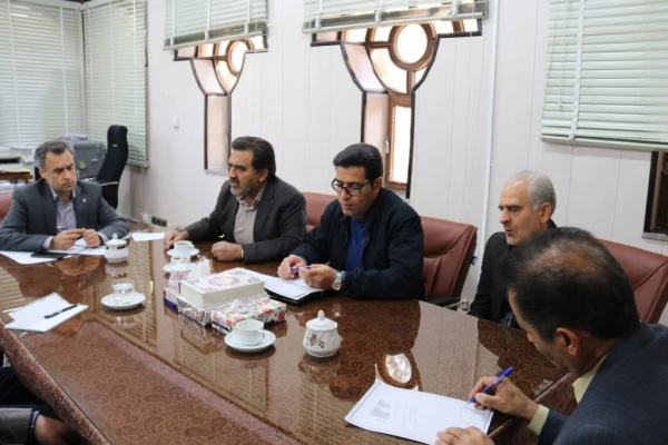 دومین جلسه شورای نظارت و ارزیابی مدیریت استانی یزد در سال تحصیلی جاری، تشکیل شد.
 5