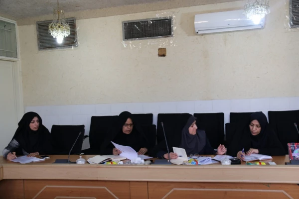 دومین جلسه هم اندیشی اساتید راهنمای کارآموزی و آموزش پژوهی مهارت آموزان در دانشگاه فرهنگیان یزد
 7