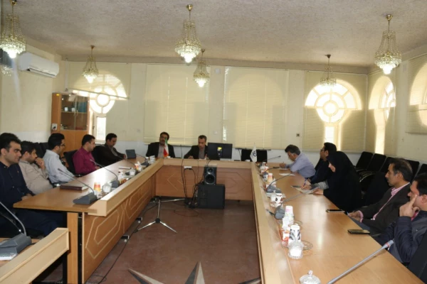 برگزاری جلسه هماهنگی امتحانات پایان ترم دانشجویان پردیس شهیدان پاک نژاد یزد
 2