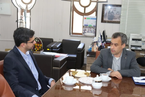 دیدار مشاور جوان استاندار با سرپرست دانشگاه فرهنگیان استان یزد
 3