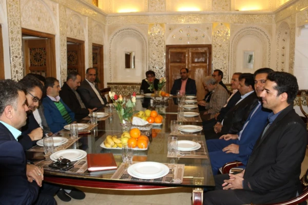 برگزاری جلسه هم اندیشی اساتید پردیس های دانشگاه فرهنگیان استان یزد
 3