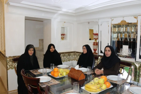 برگزاری جلسه هم اندیشی اساتید پردیس های دانشگاه فرهنگیان استان یزد
 6