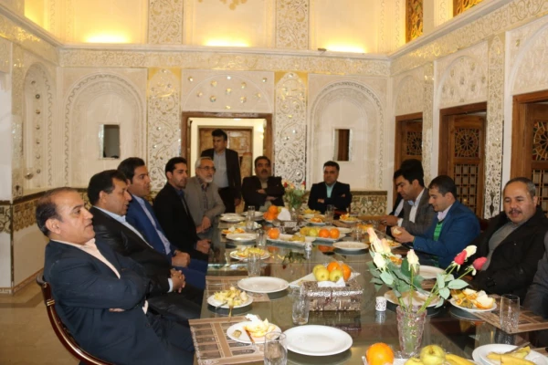 برگزاری جلسه هم اندیشی اساتید پردیس های دانشگاه فرهنگیان استان یزد
 7