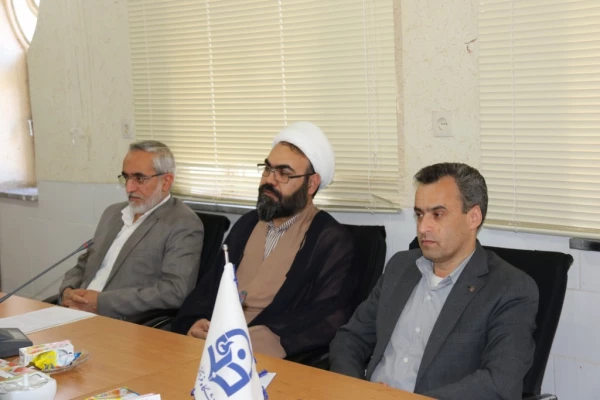 چهل و یکمین جلسه شورای فرهنگی دانشگاه فرهنگیان استان یزد برگزار شد
 4