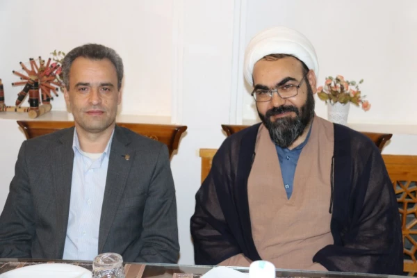 نشست صمیمانه کارکنان پردیس های استانی به منظور قدردانی از زحمات آن ها در برگزاری امتحانات نیم سال اول
 8