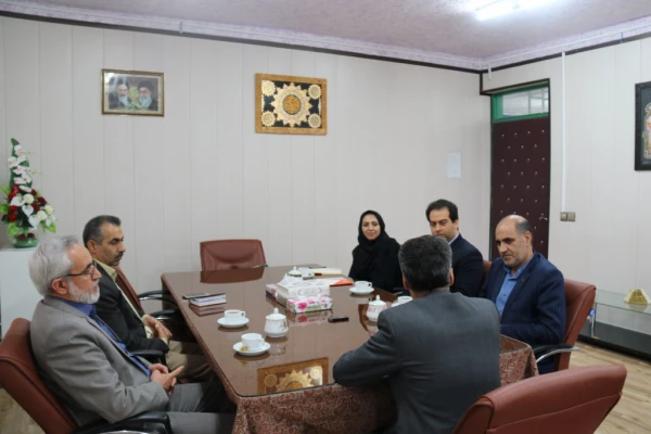 دیدار مدیر شعب بانک مسکن استان با مدیر دانشگاه فرهنگیان یزد
 4