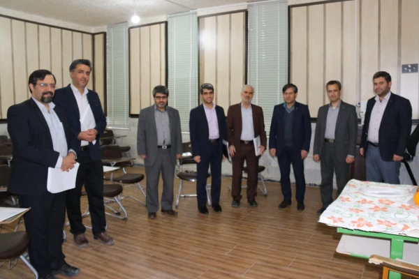 برگزاری نشست اعضای گرو ه های آموزشی استان یزد
 2