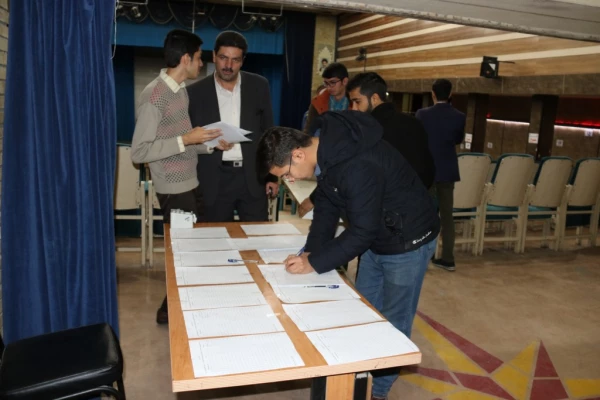 همایش آغازین نیمسال دوم تحصیلی 
 6