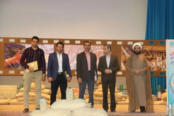 برگزاری کارگاه آموزشی به همت امور دانشجویی در پردیس شهیدان پاک نژاد یزد
 5