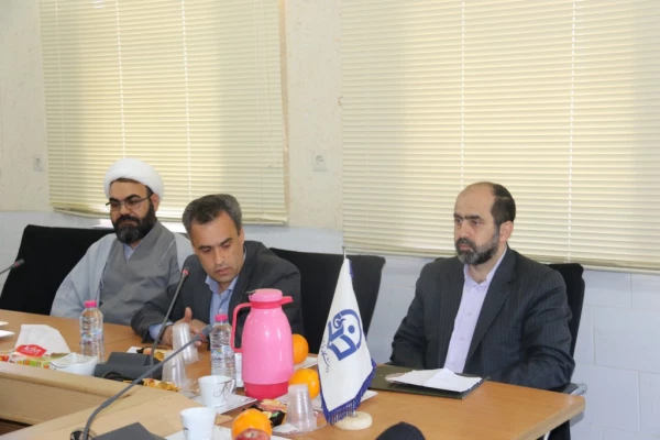 برگزاری مراسم تودیع و معارفه مسئول حراست دانشگاه فرهنگیان یزد

 4