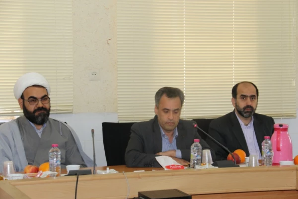 برگزاری مراسم تودیع و معارفه مسئول حراست دانشگاه فرهنگیان یزد

 6