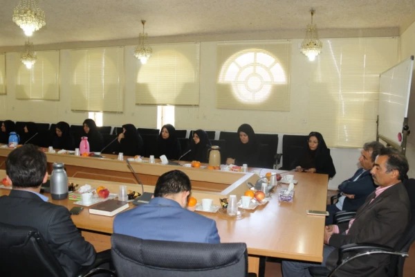 برگزاری مراسم تودیع و معارفه مسئول حراست دانشگاه فرهنگیان یزد

 8