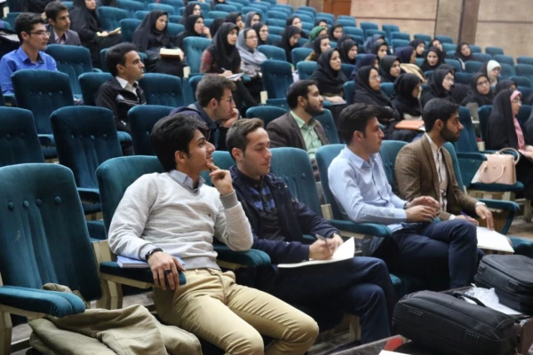 برگزاری کارگاه آموزشی روش تدریس و بررسی کتب ریاضی ابتدایی در دانشگاه فرهنگیان یزد
 15