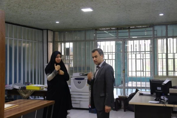 در اولین روز کاری سال جدید انجام شد:

دیدار مدیر استانی دانشگاه فرهنگیان یزد با کارکنان واحدهای مختلف پردیس شهیدان پاک نژاد
 3