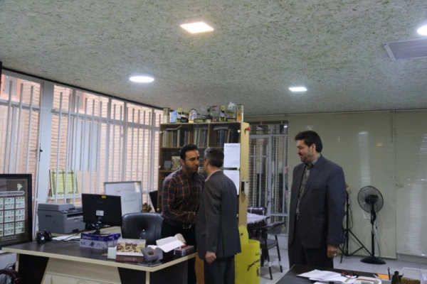 در اولین روز کاری سال جدید انجام شد:

دیدار مدیر استانی دانشگاه فرهنگیان یزد با کارکنان واحدهای مختلف پردیس شهیدان پاک نژاد
 4