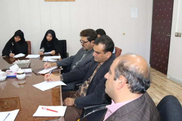 برگزاری نشست مدیر استانی دانشگاه فرهنگیان یزد با کارمندان حوزه معاونت آموزشی، پژوهشی و فرهنگی پردیس شهیدان پاک نژاد در اولین روز کاری سال جدید
 5