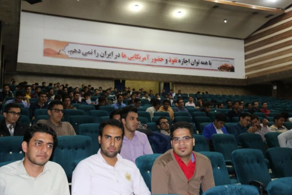 بلایای طبیعی در کمین همه ماست، همانگونه که از دیگران در وقت گرفتاری ها انتظار داریم، همانگونه گرفتاران را دریابیم.

حمایت دانشگاه فرهنگیان یزد از سیل زدگان
 8