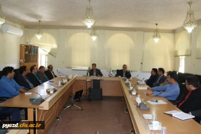 نشست مدیر استانی دانشگاه فرهنگیان یزد با کارمندان حوزه معاونت دانشجویی و توسعه منابع پردیس شهیدان پاک نژاد