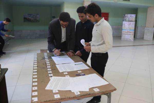 محکومیت اقدام آمریکا علیه سپاه پاسداران انقلاب اسلامی از سوی دانشگاه فرهنگیان استان یزد
 9