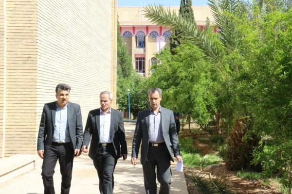 گزارش تصویری از بازدید آقای فراهانی معاون مدیرکل اعتبارات، تعهدات و درآمدها و آقای مجیدی رئیس اداره حقوقی، قراردادها و املاک سازمان مرکزی از دانشگاه فرهنگیان یزد
 6