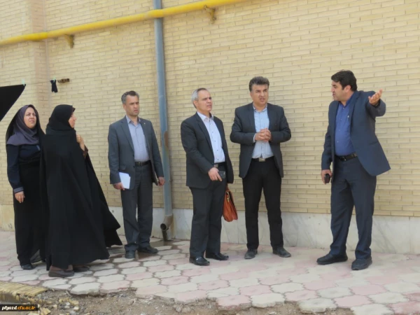 گزارش تصویری از بازدید آقای فراهانی معاون مدیرکل اعتبارات، تعهدات و درآمدها و آقای مجیدی رئیس اداره حقوقی، قراردادها و املاک سازمان مرکزی از دانشگاه فرهنگیان یزد
 15