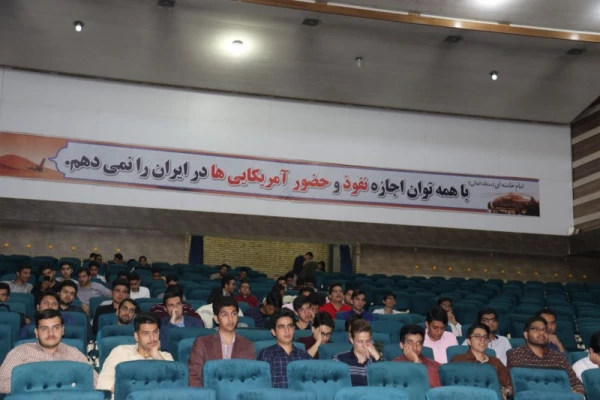 همایش ساعت فرهنگی با حضور دانش آموختگان موفق پردیس شهیدان پاک نژاد:

تجارب ارزنده، باید ها و نباید های دانشجو معلمی
 7