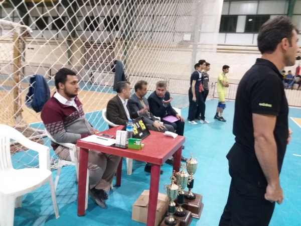 در هفته سراهای دانشجویی برگزار شد:

رقابت های والیبال دانشجو معلمان پردیس شهیدان پاکنژاد.
 5