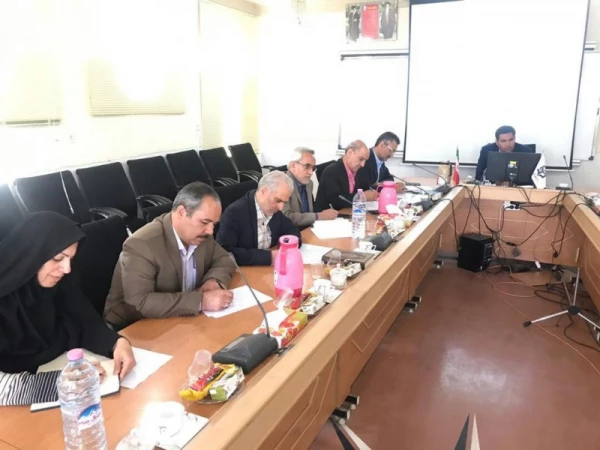 نشست تخصصی اساتید و نومعلمان برتر در دانشگاه فرهنگیان یزد
 7