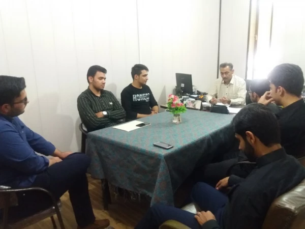 برگزاری اولین نشست اعضای جدید شوراهای صنفی پردیس شهیدان پاک نژاد یزد در سال 98

 3