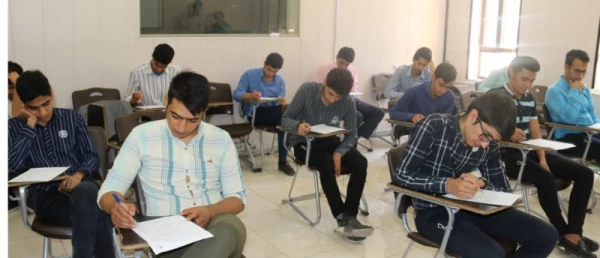 برگزاری آزمون دوره آموزشی کمک های اولیه در پردیس شهیدان پاک نژاد یزد
 2