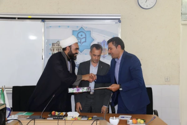 جلسه معارفه معاون آموزشی، فرهنگی و پژوهشی پردیس شهیدان پاک نژاد دانشگاه فرهنگیان یزد
 3